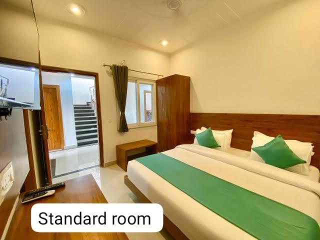 Triple One Hotel Tapovan Rishikesh,Near Laxman Jhula المظهر الخارجي الصورة